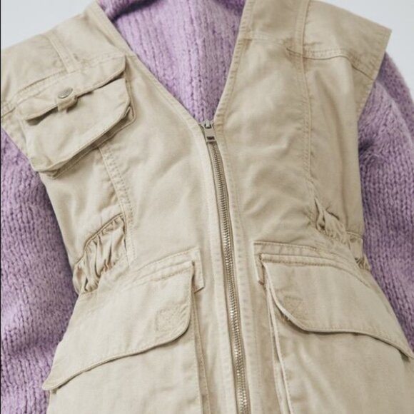 Zara Fishermen Vest - Picture 2 of 10